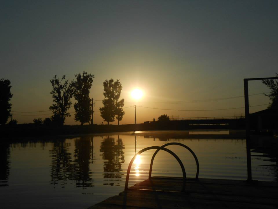 17492_10200924134961154_1343796924_n