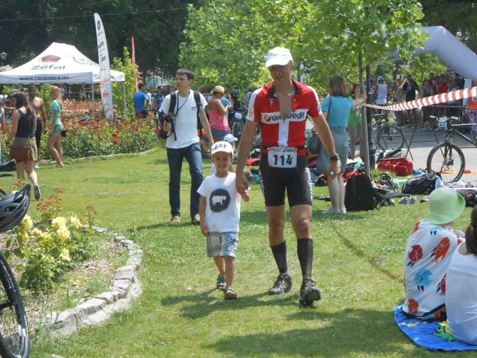 1010904_10200967599607743_1314769938_n