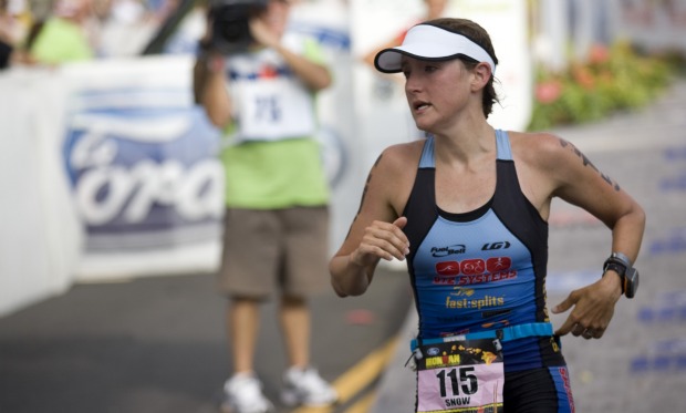 CaitlinSnowFinishline_USA_JP